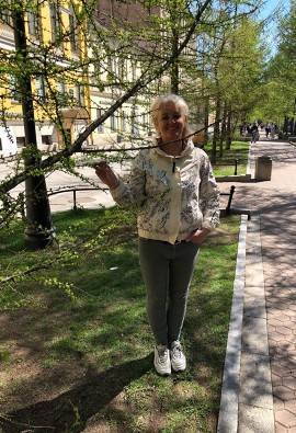 Sexy Russian woman Marianna from Saint-Petersburg age 51