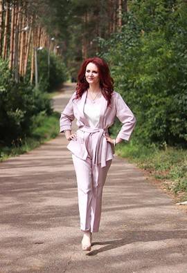 Stunning Russian girl Elena from Moscow age 50